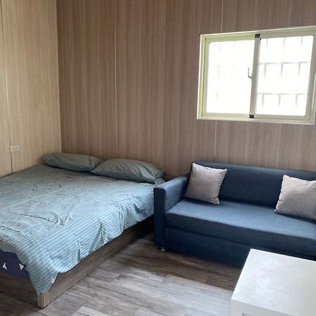 Taichung Hsr Homestay Экстерьер фото