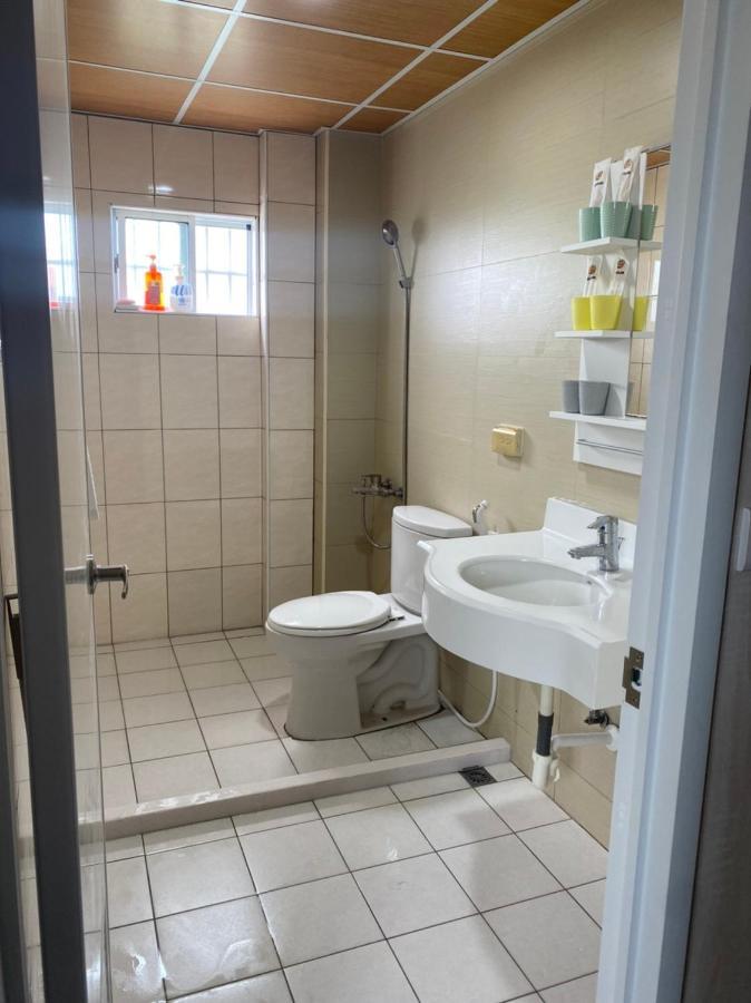 Taichung Hsr Homestay Экстерьер фото