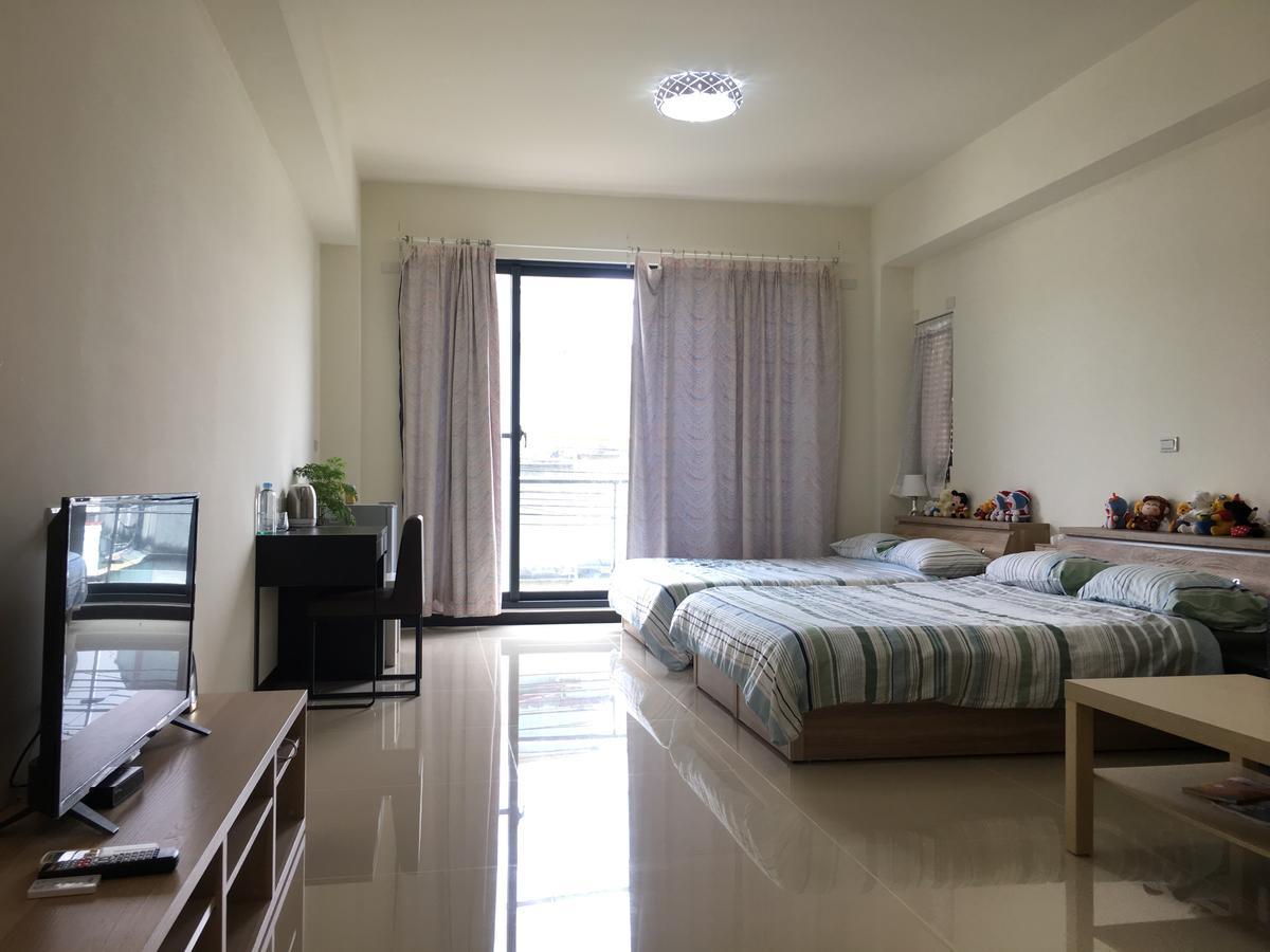 Taichung Hsr Homestay Экстерьер фото